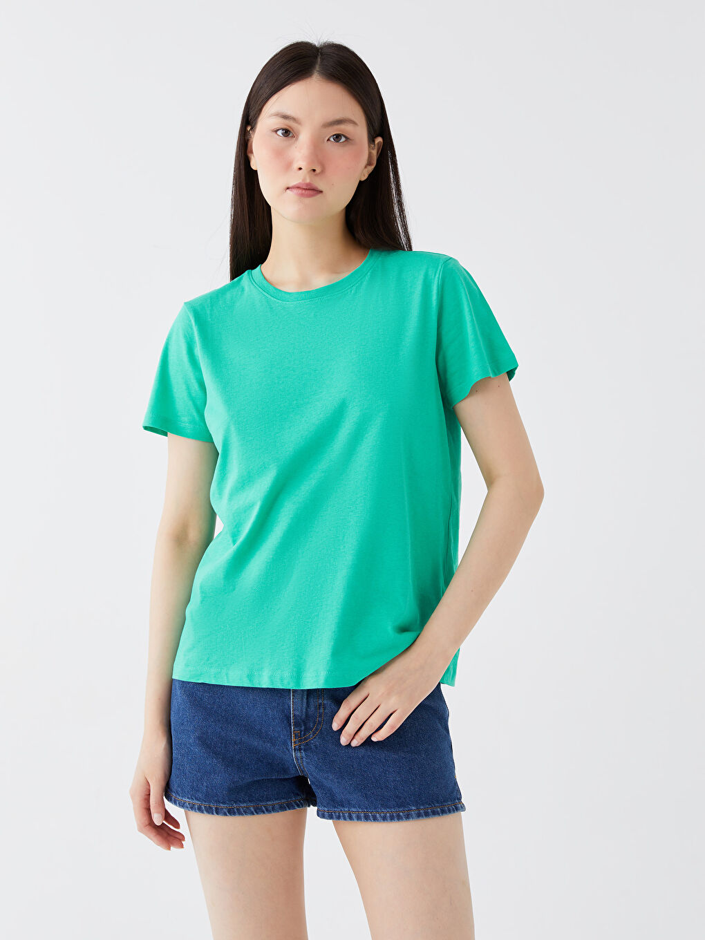 Yeşil Kadın Bisiklet Yaka Düz Kısa Kollu Tişört