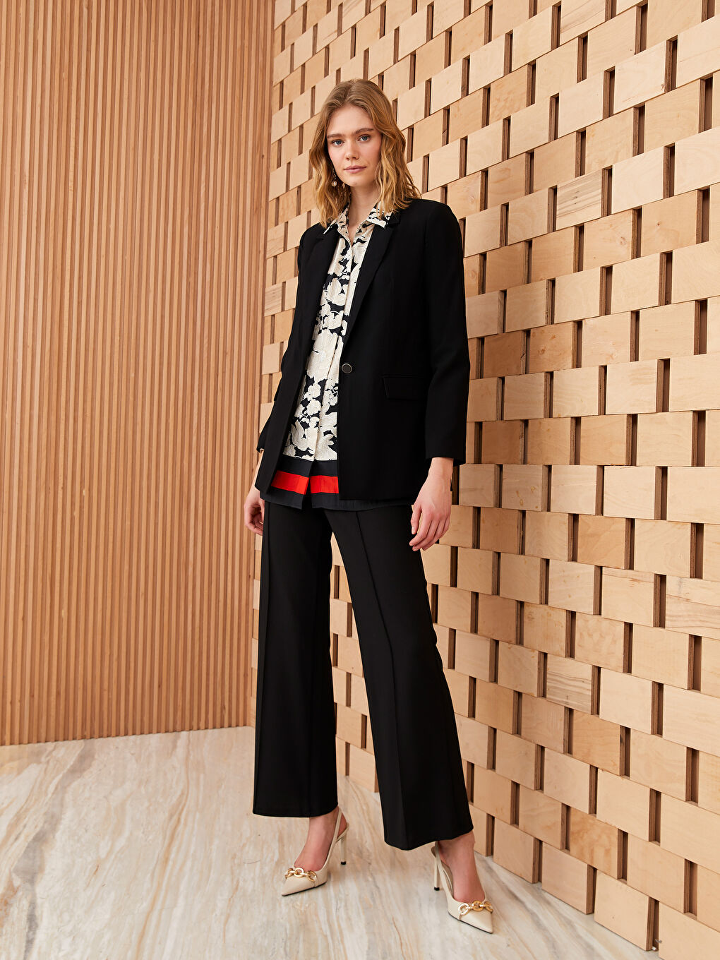 بنطلون كريب سادة عادي للسيدات