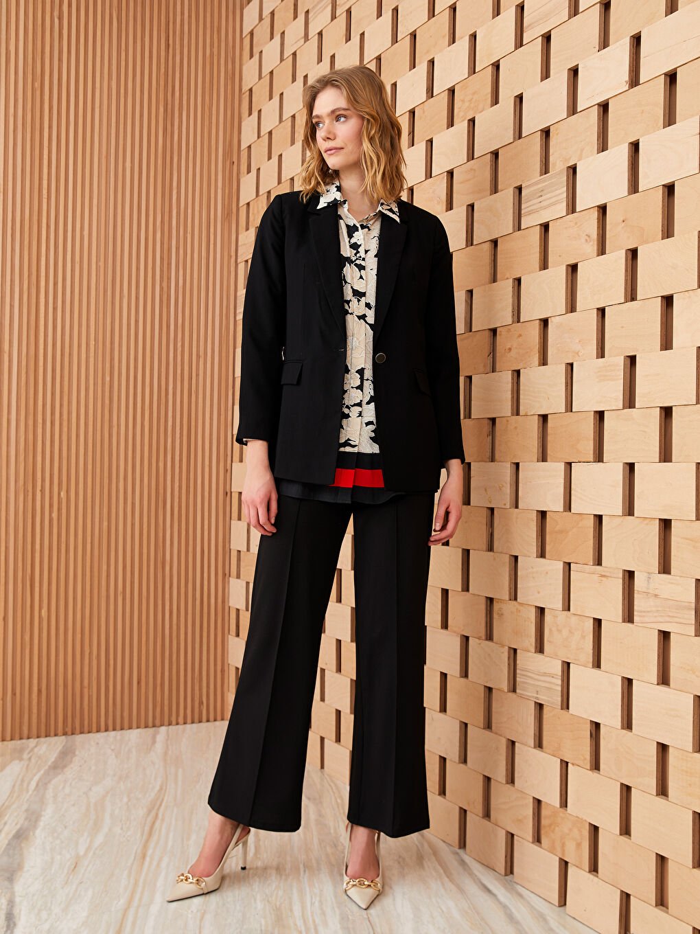 بنطلون كريب سادة عادي للسيدات-1