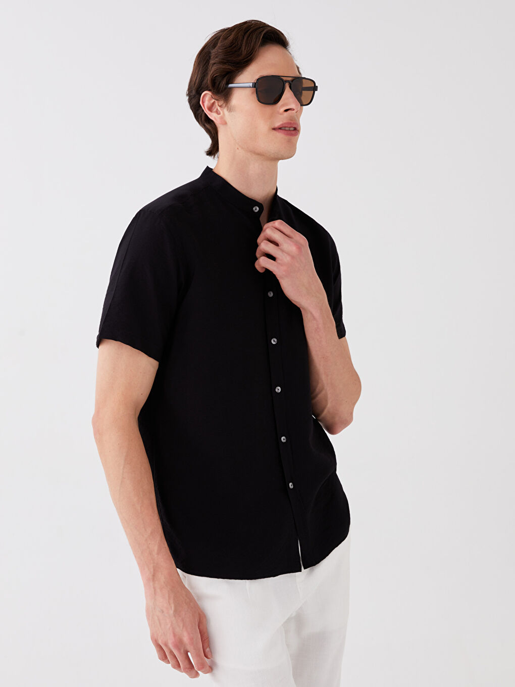 Chemise pour Hommes à Manches Courtes en Viscose Coupe Régulière