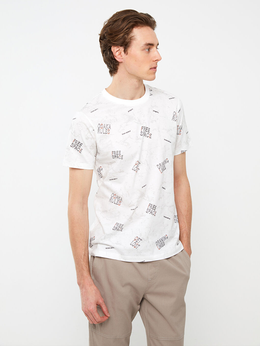 Beyaz Bisiklet Yaka Kısa Kollu Baskılı Penye Erkek Tişört-1