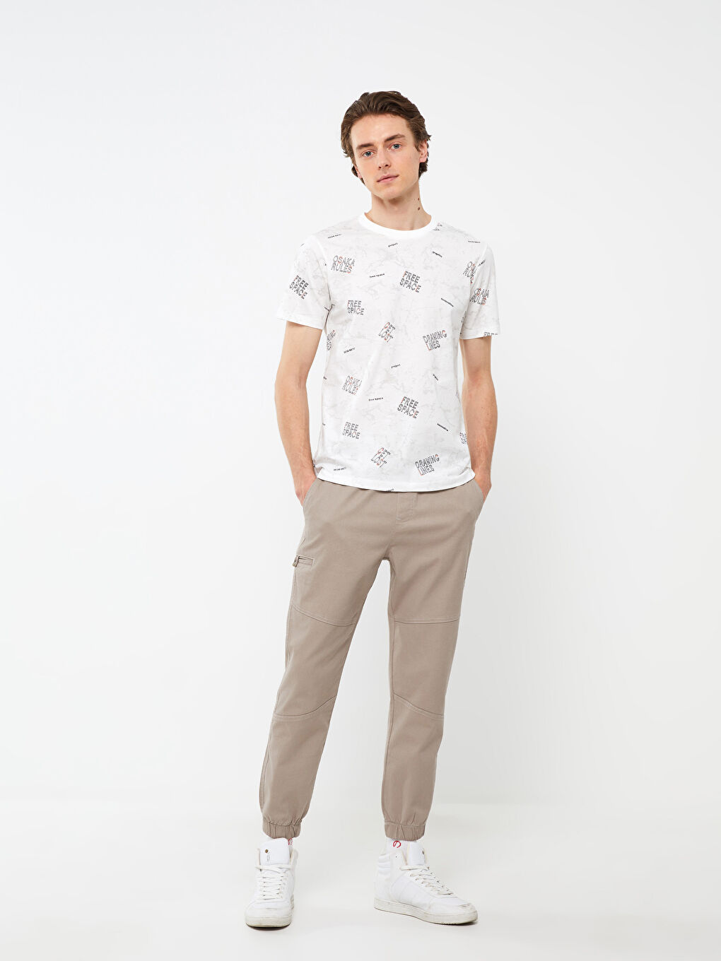 Beyaz Bisiklet Yaka Kısa Kollu Baskılı Penye Erkek Tişört-2