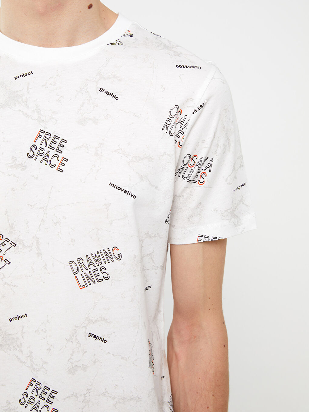 Beyaz Bisiklet Yaka Kısa Kollu Baskılı Penye Erkek Tişört-3