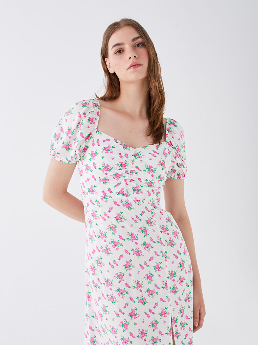 Платье с вырезом «Сердечко», цветочным узором, коротким рукавом из вискозы для женщин-2