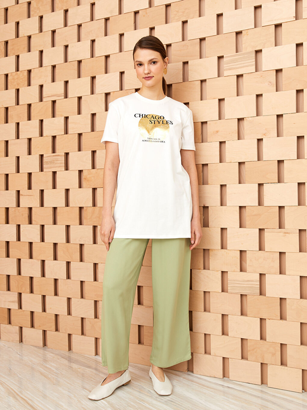 بنطلون للسيدات بخصر مرن وجيوب بتفاصيل عادية-1