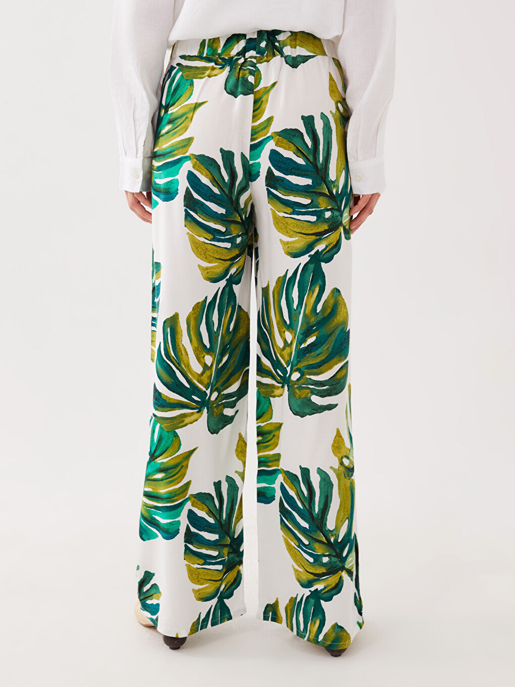 بنطلون بالازو مطبوع بخصر مطاطي للسيدات-3