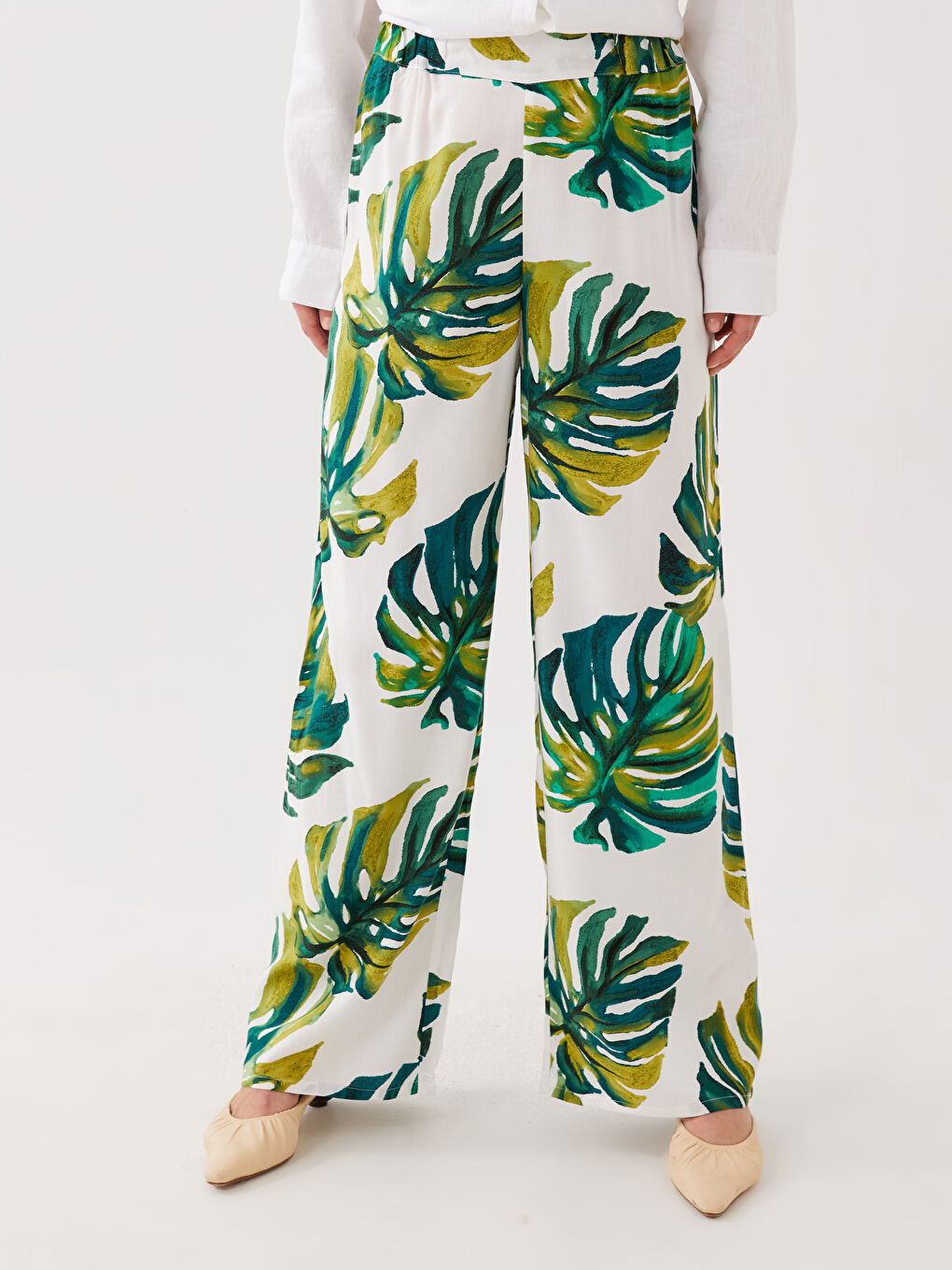 بنطلون بالازو مطبوع بخصر مطاطي للسيدات-4