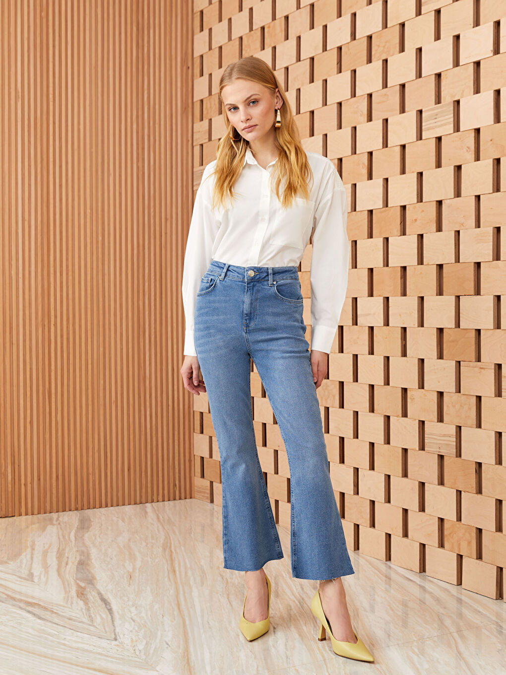 İndigo Mars Flare Düz Cep Detaylı Kadın Jean Pantolon