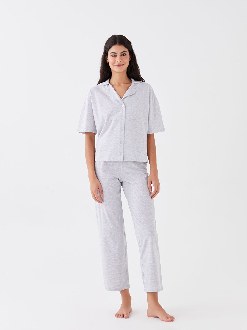 Gri Gömlek Yaka Düz Kısa Kollu Kadın Pijama Takımı-2