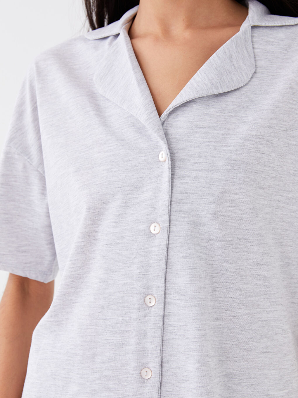 Gri Gömlek Yaka Düz Kısa Kollu Kadın Pijama Takımı-3