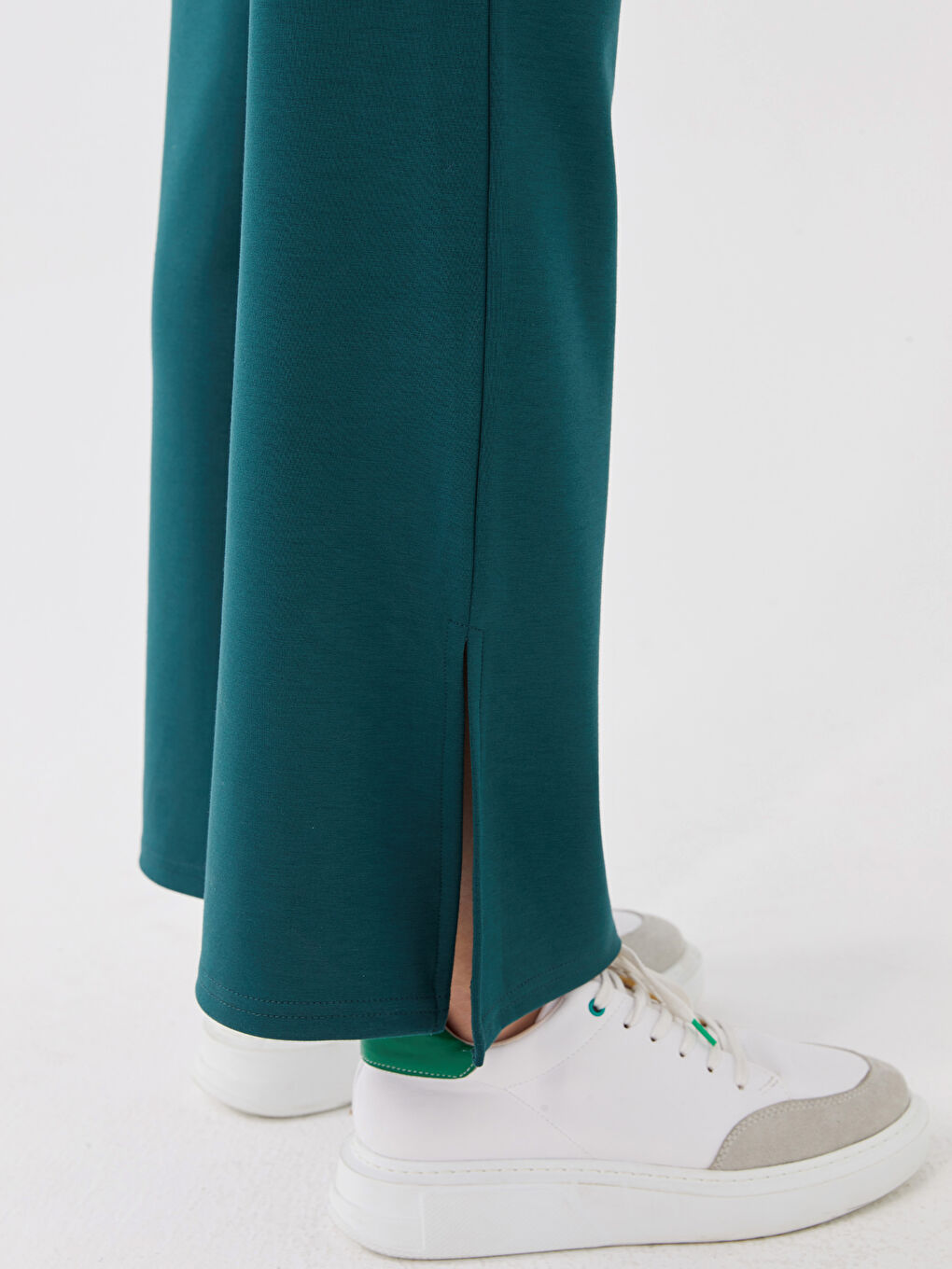 Women's Elasticated Waist Plain Sweatpants-2