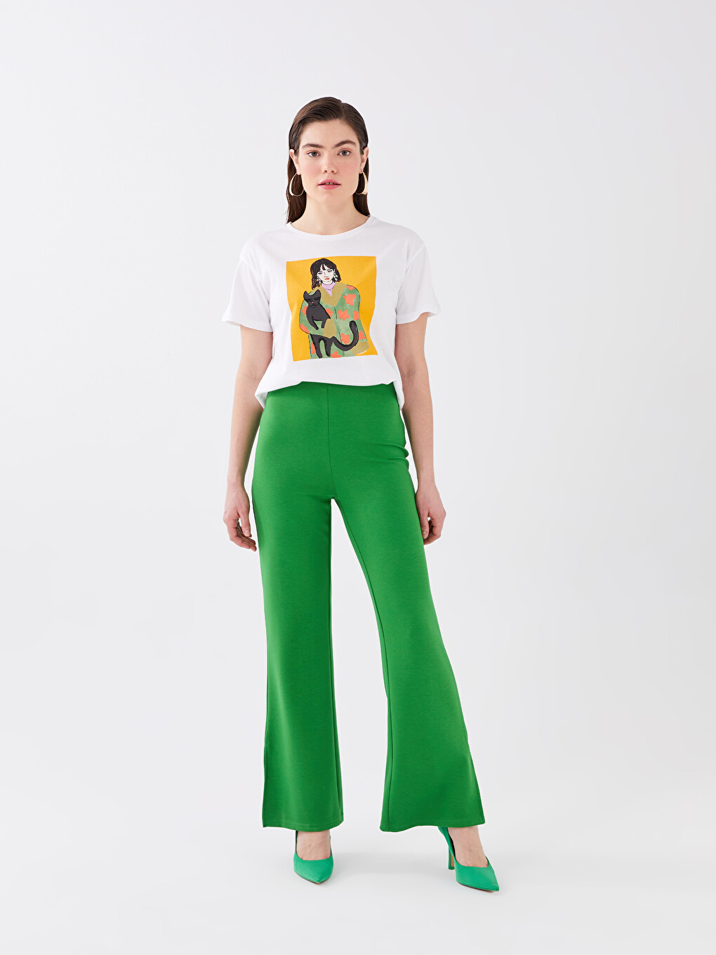 Women's Elastic Waist Straight Sweatpants-1