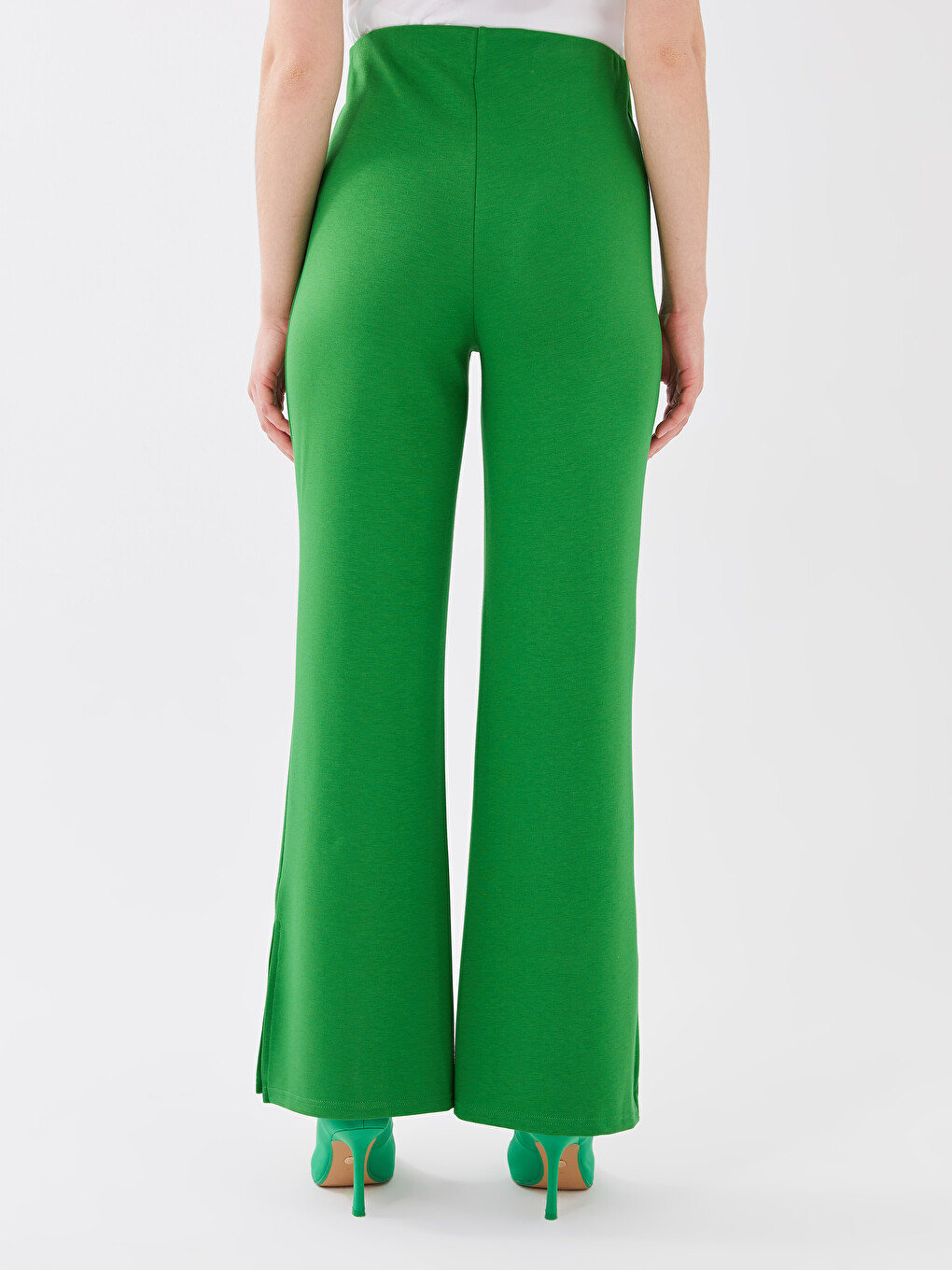 Women's Elastic Waist Straight Sweatpants-4