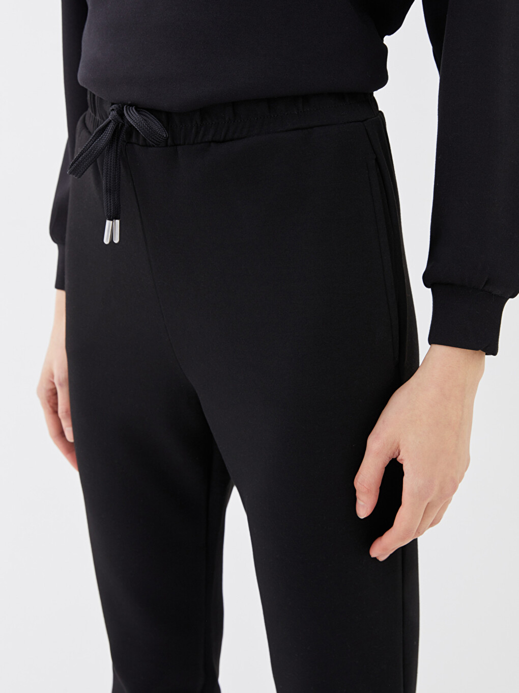 Women's Elastic Waist Straight Sweatpants-2
