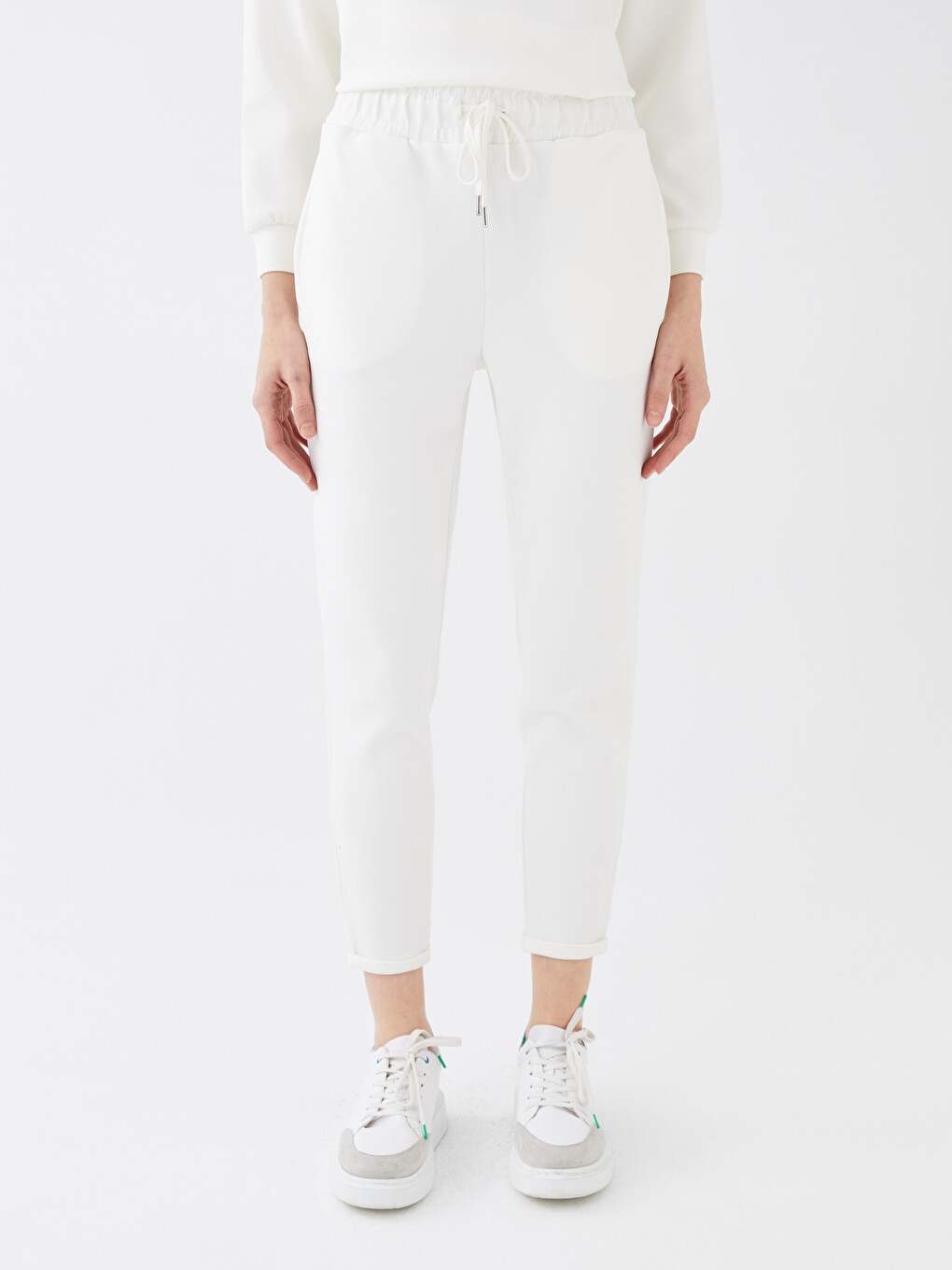 Women's Elastic Waist Straight Sweatpants-3