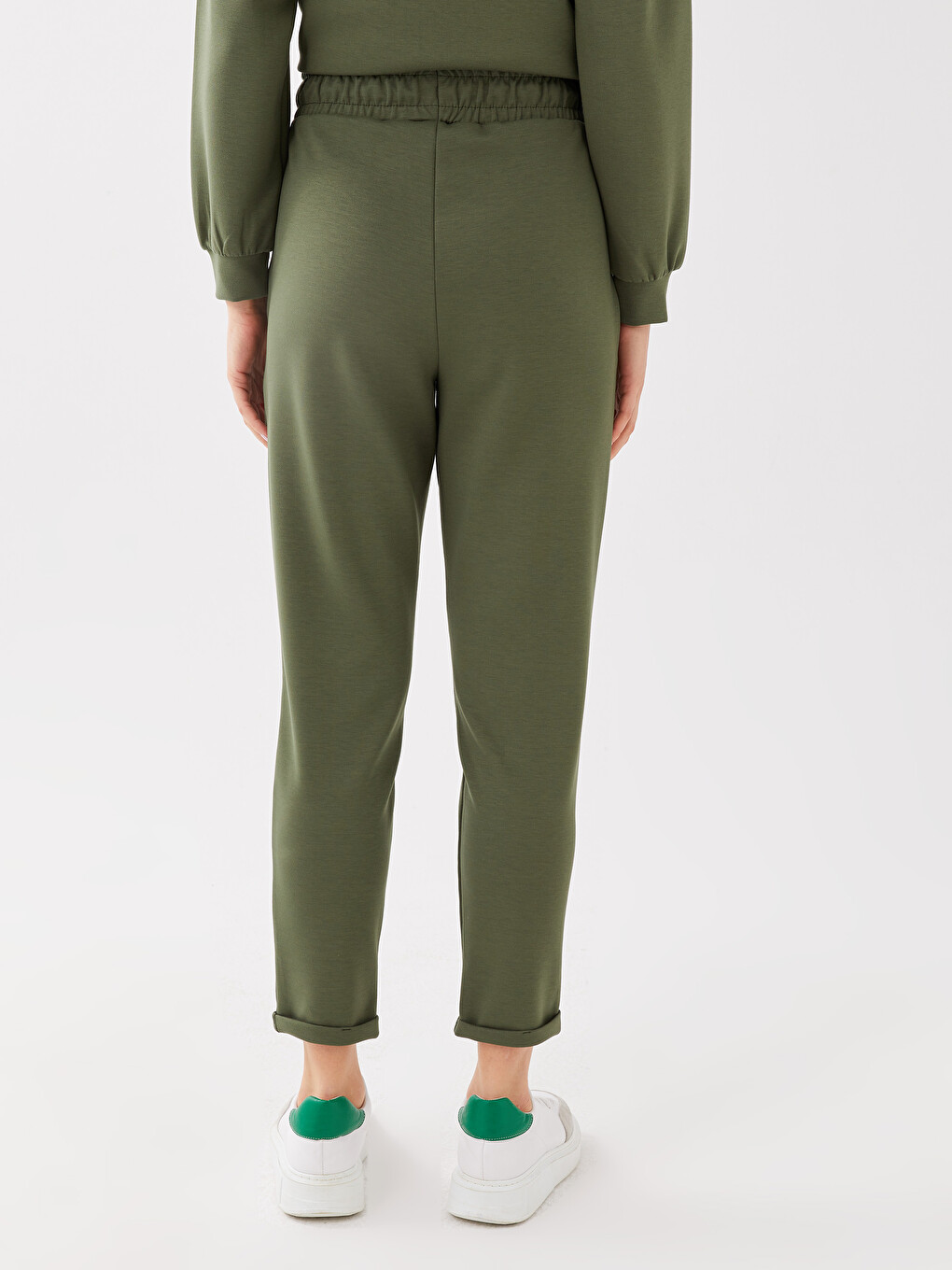 Women's Elastic Waist Straight Sweatpants-3