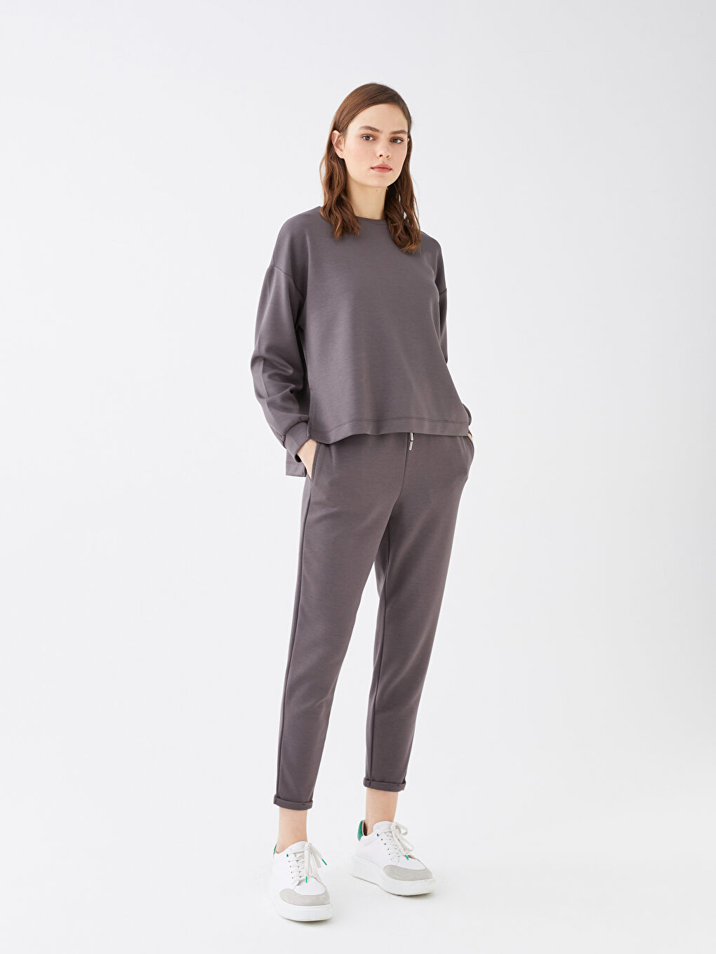 LC Waikiki Women's Elasticated Waist Plain Sweatpants -S3DH11Z8-HMC