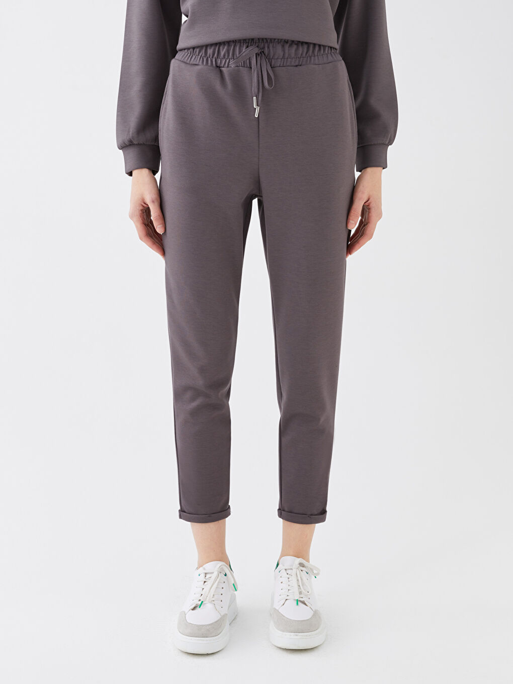 LC Waikiki Women's Elasticated Waist Plain Sweatpants -S3DH11Z8-HMC