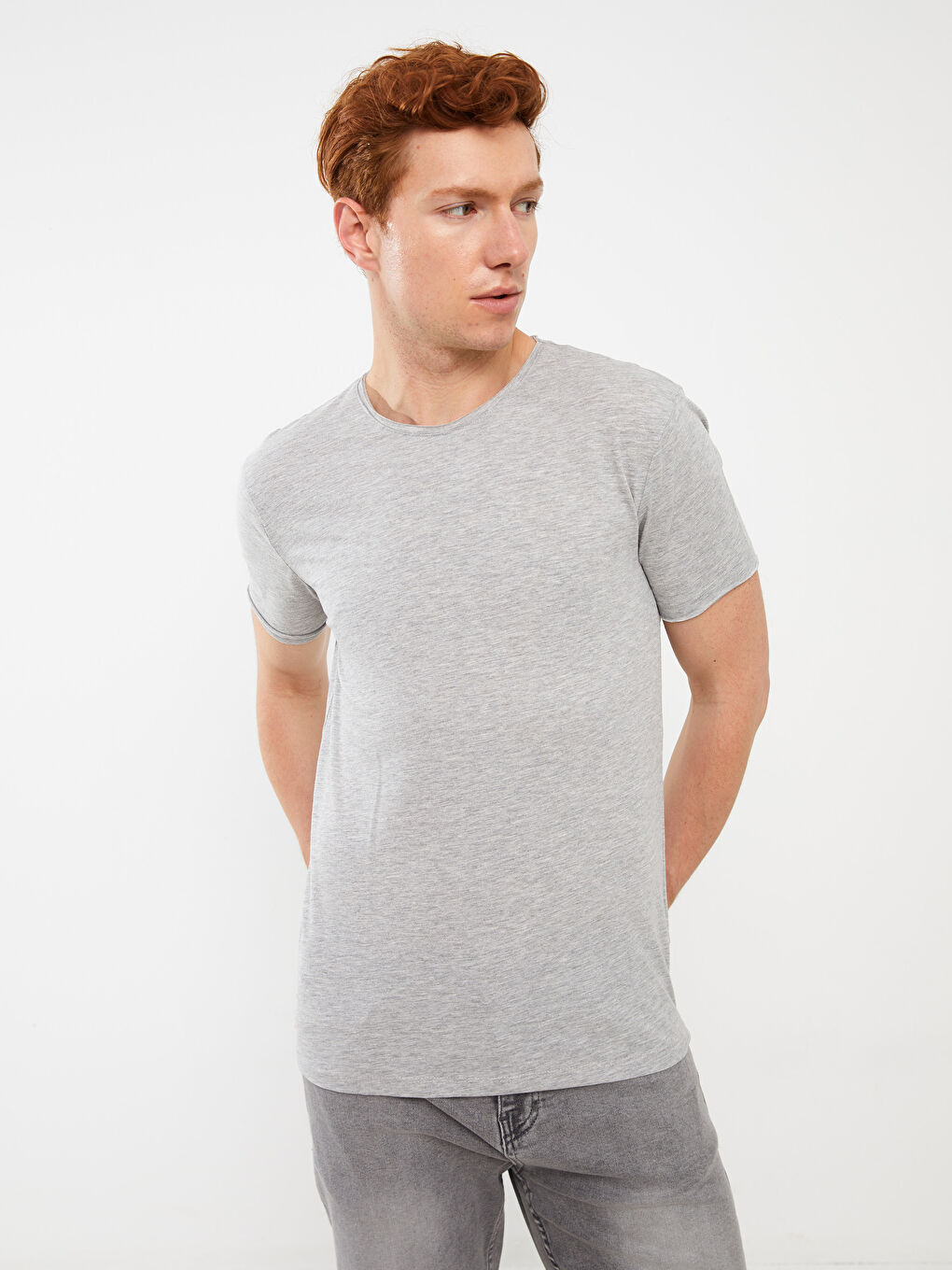 Gri Bisiklet Yaka Kısa Kollu Erkek Tişört-2