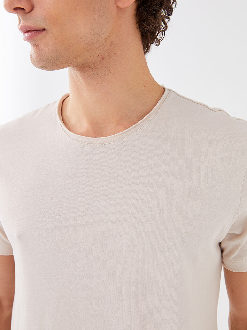 Bej Bisiklet Yaka Kısa Kollu Erkek Tişört-3