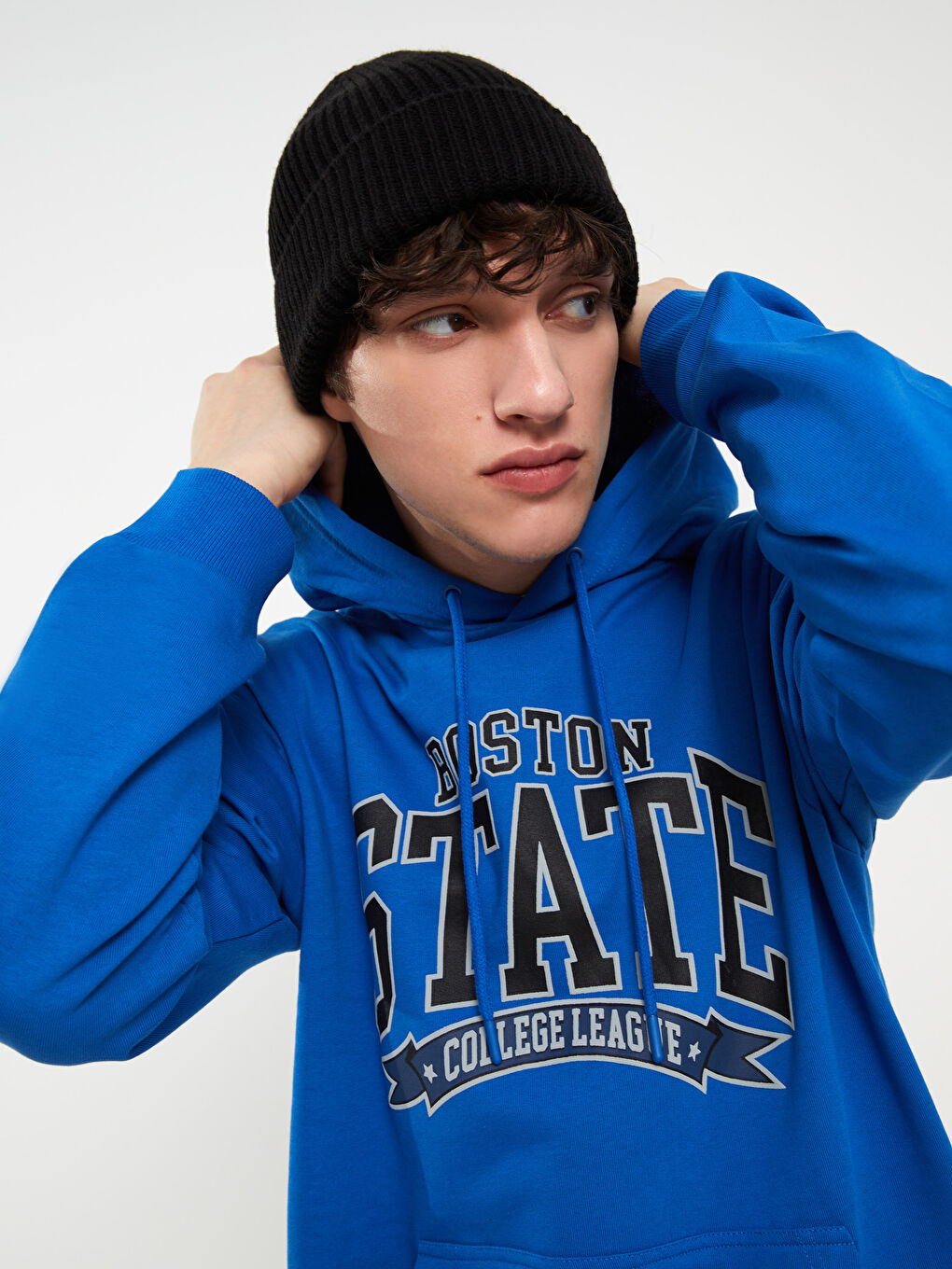 Mavi Uzun Kollu Baskılı Erkek Hoodie-5