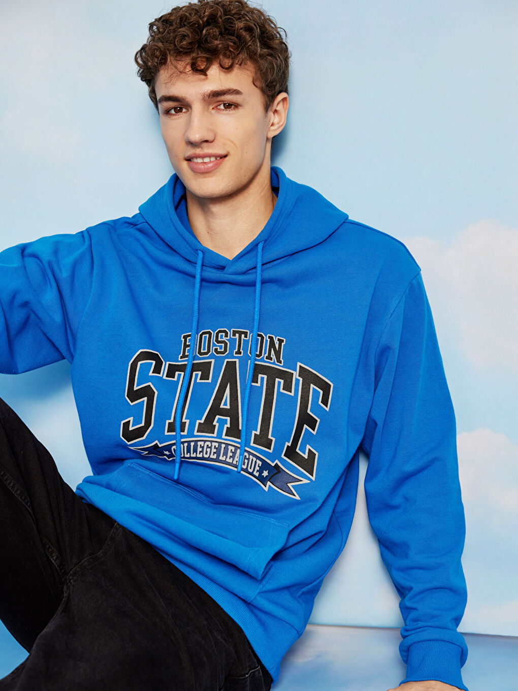 Mavi Uzun Kollu Baskılı Erkek Hoodie-2