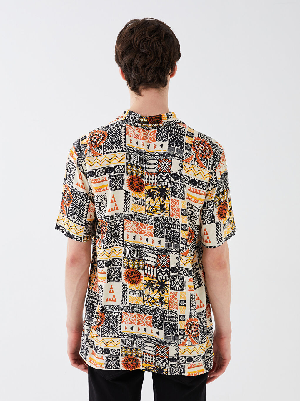 Bej Regular Fit Kısa Kollu Desenli Viskon Erkek Gömlek-4