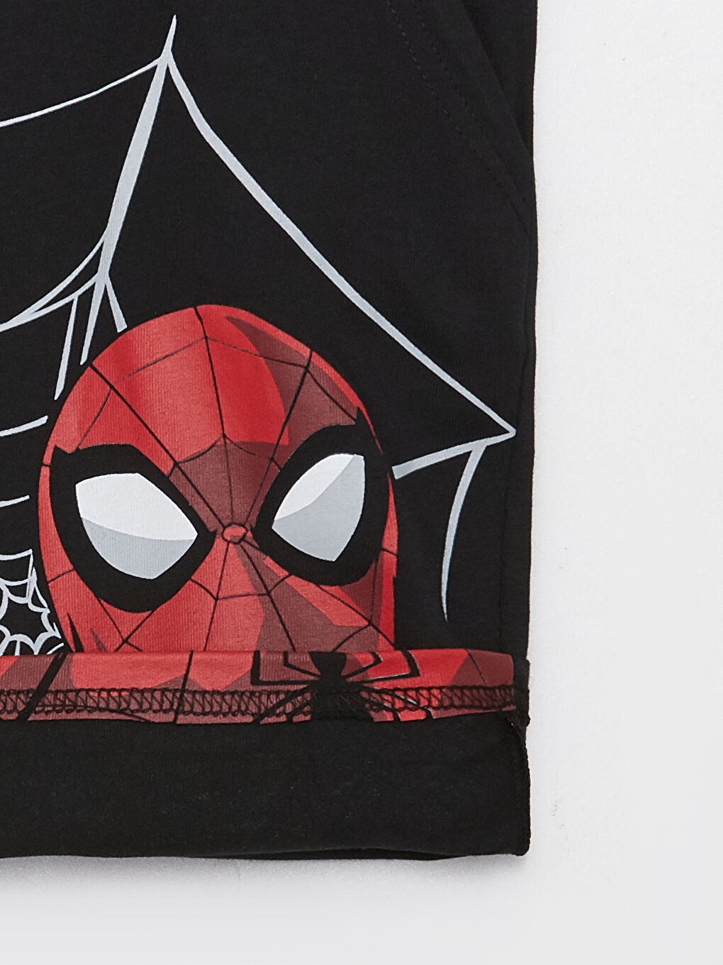 LC Waikiki Elastic Waist Spider-Man Printed Boys' Shorts -S3DH43Z4-CVL