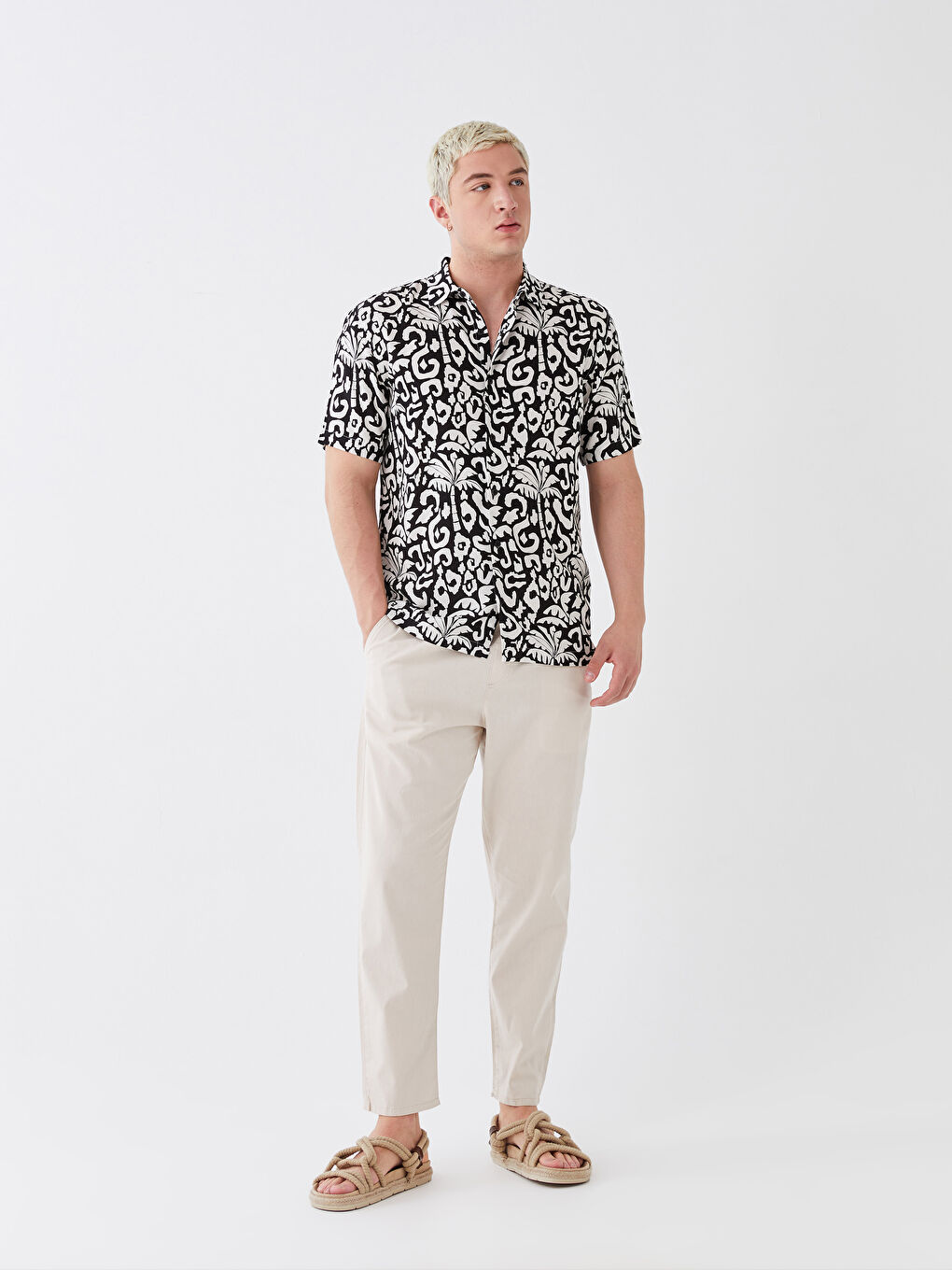 Bej Regular Fit Kısa Kollu Desenli Viskon Erkek Gömlek-2