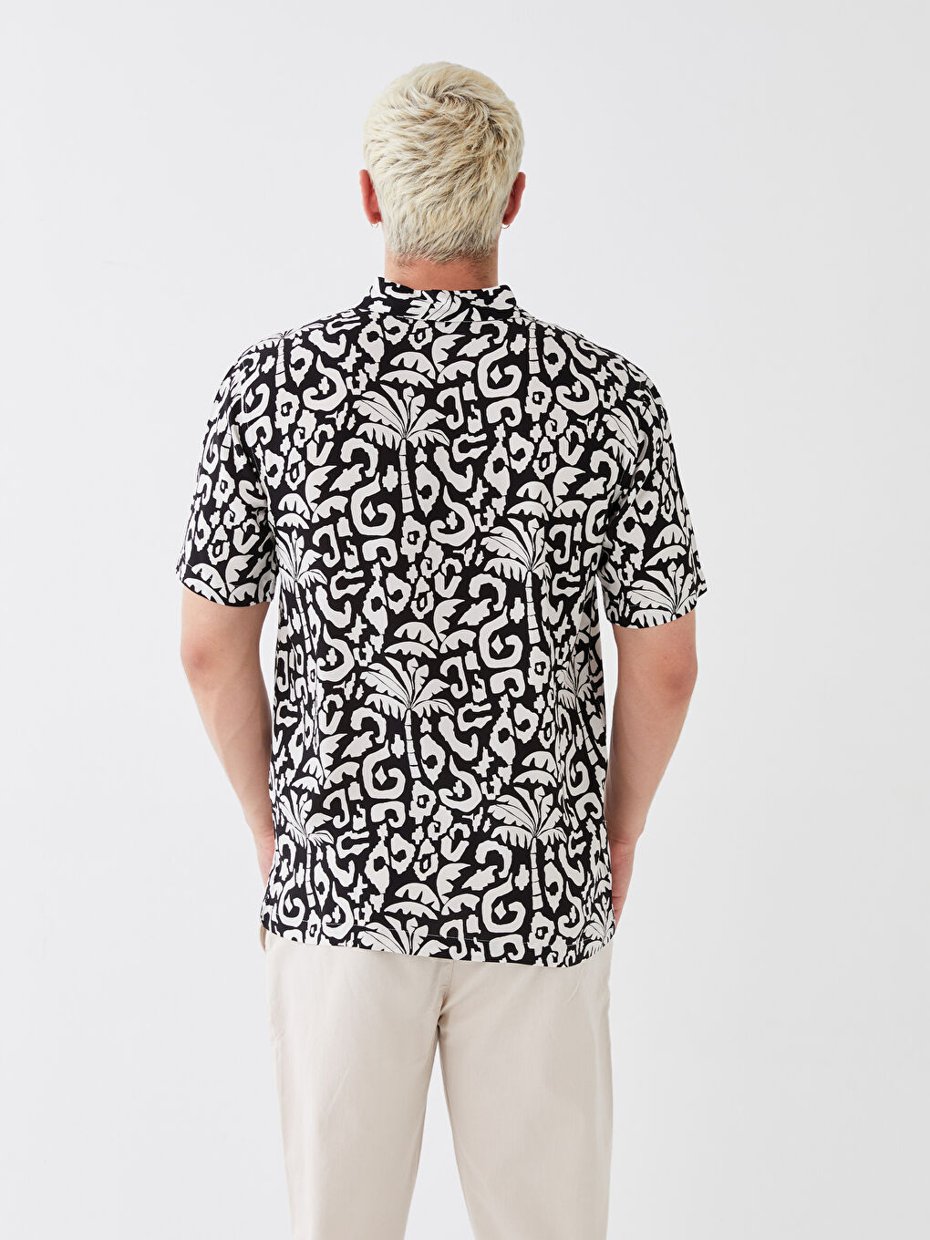 Bej Regular Fit Kısa Kollu Desenli Viskon Erkek Gömlek-4