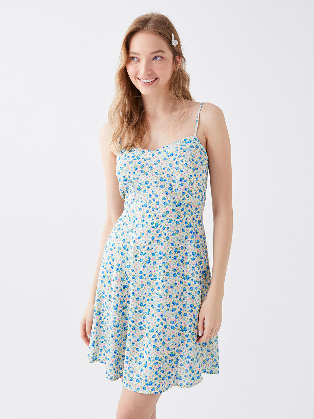 Yeşil Kalp Yaka Çiçekli Askılı Kadın Elbise