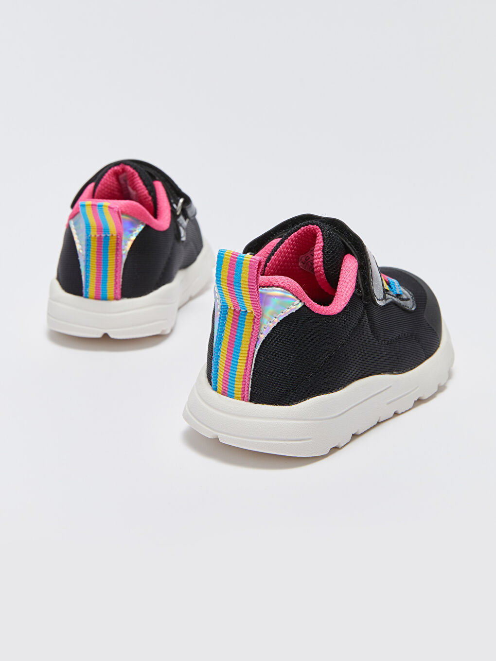 Siyah Cırt Cırtlı Kız Bebek Spor Ayakkabı-4