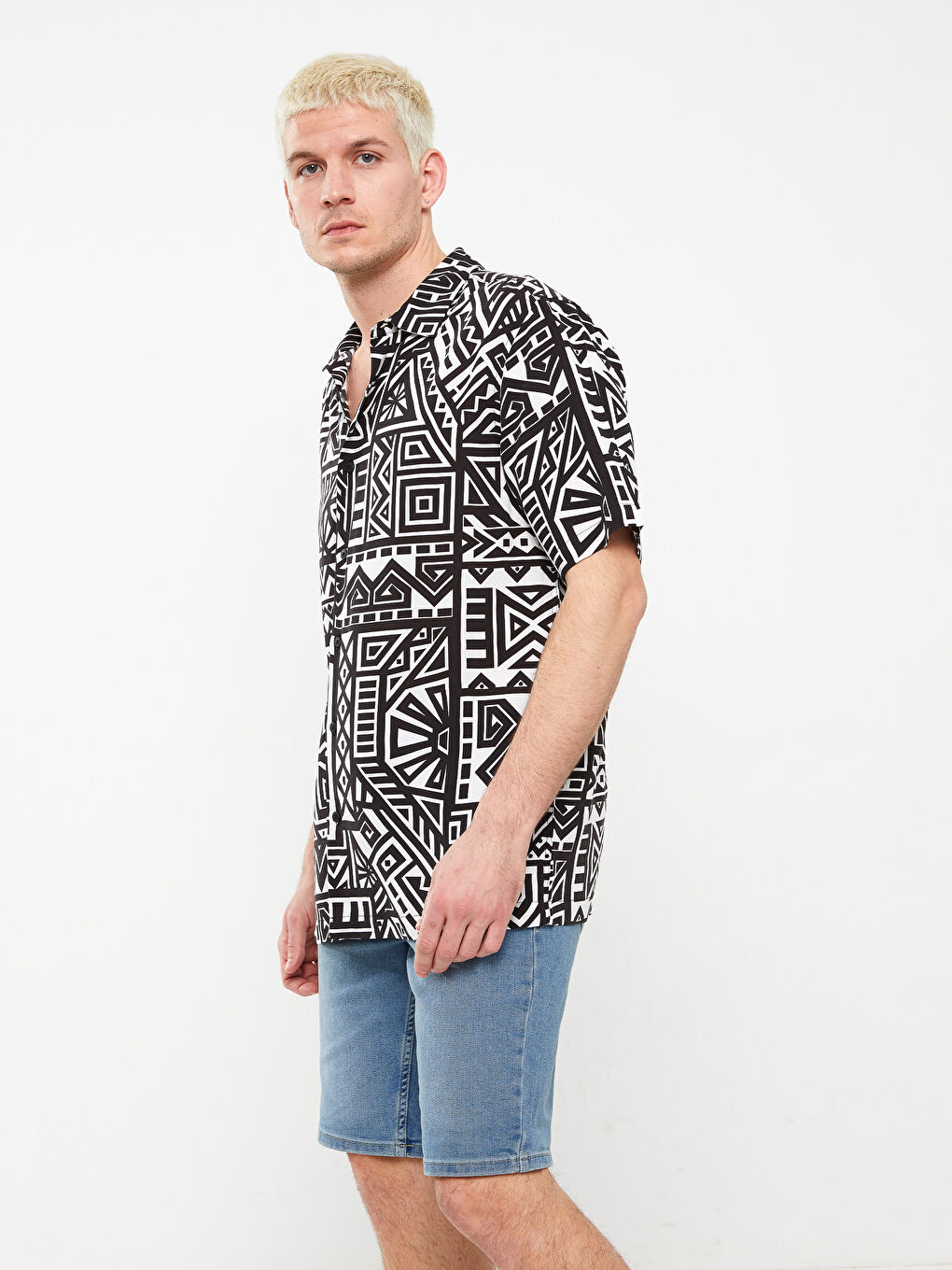 Mavi Standart Kalıp Erkek Jean Şort-1