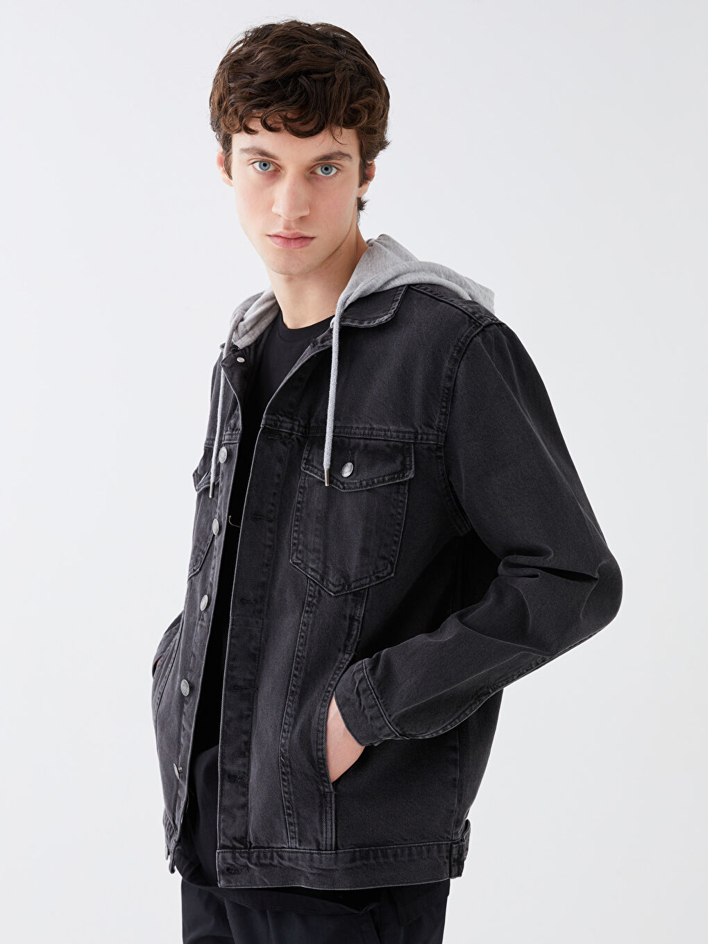 Veste en Jean à Capuche pour Hommes Coupe Régulière