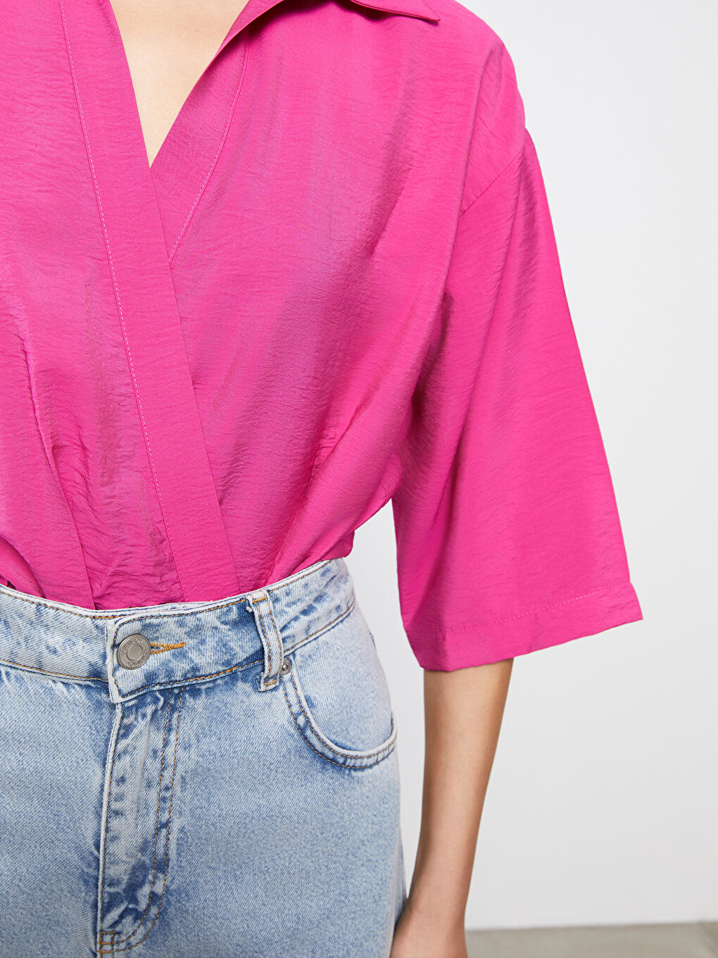 Women's Collared Neck Plain Blouse-3
