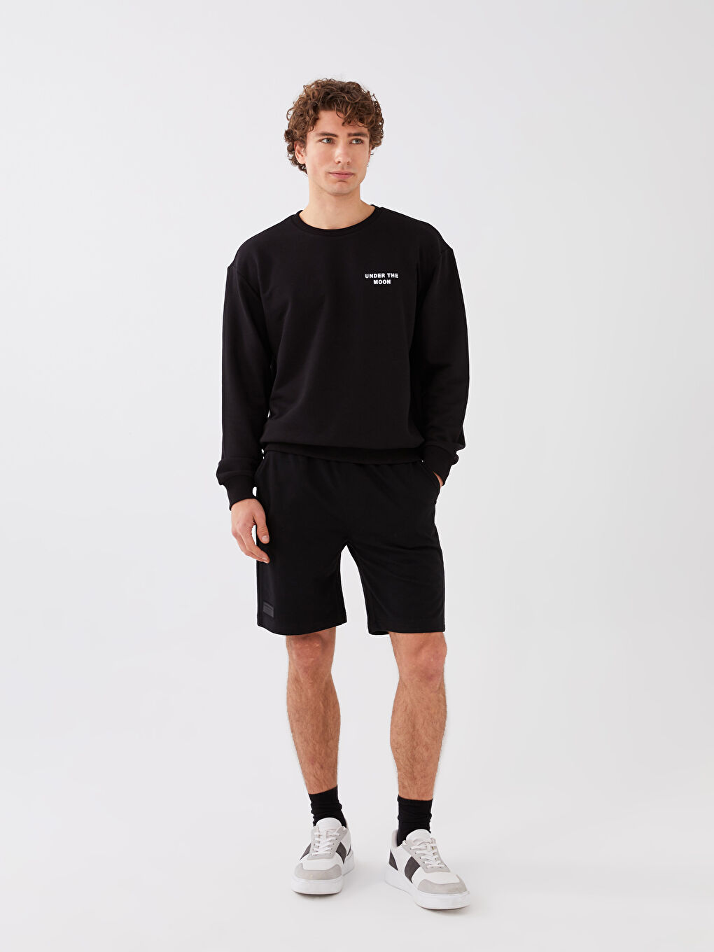 うし君　50サイズ XSIDE Oversize Crew Neck Long Sleeve Printed Men's