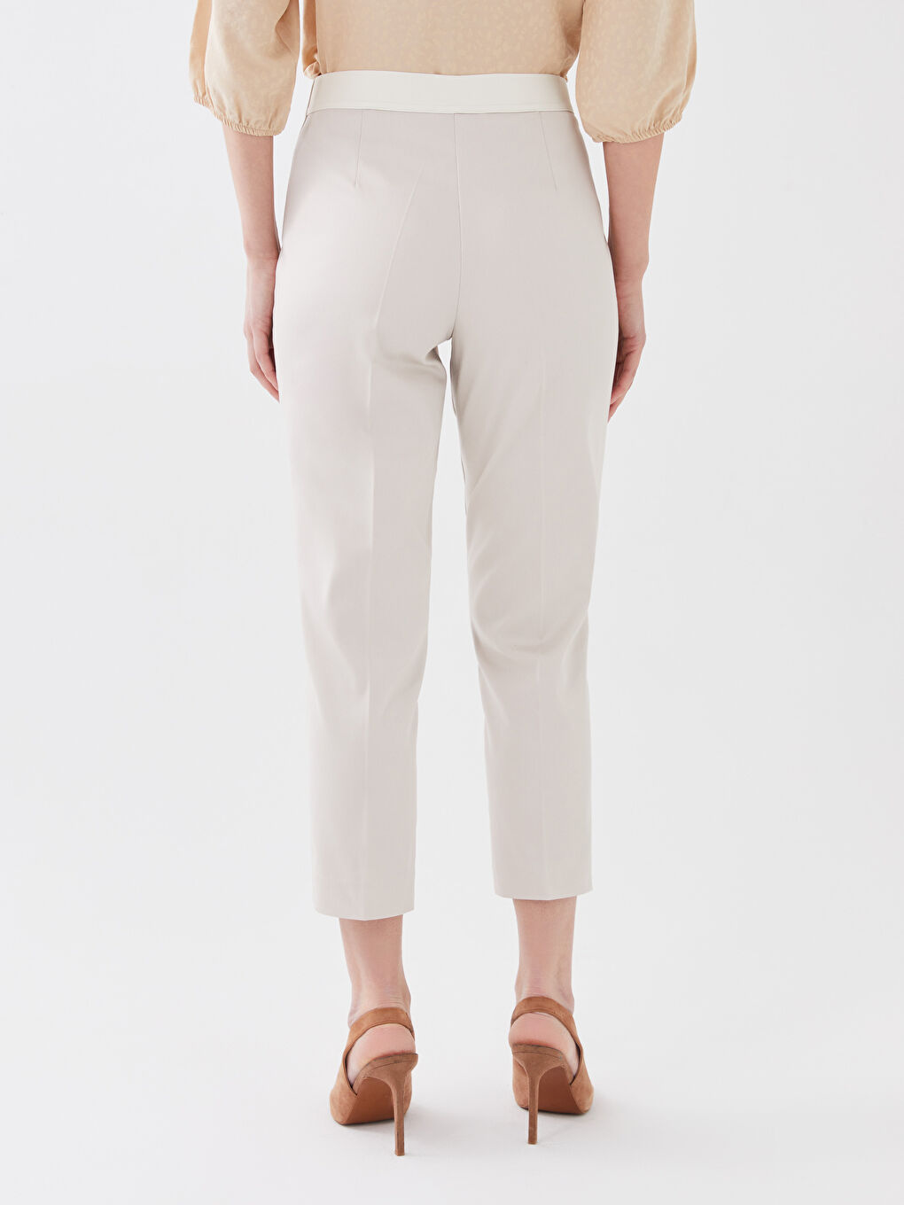 Gri Beli Lastikli Dar Fit Kadın Pantolon-3