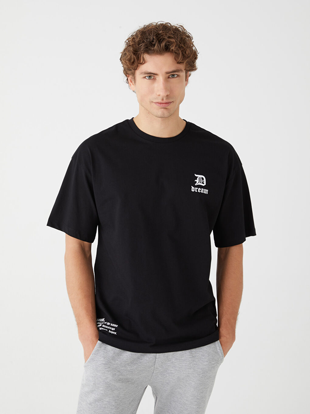 Siyah Bisiklet Yaka Kısa Kollu Baskılı Erkek Tişört