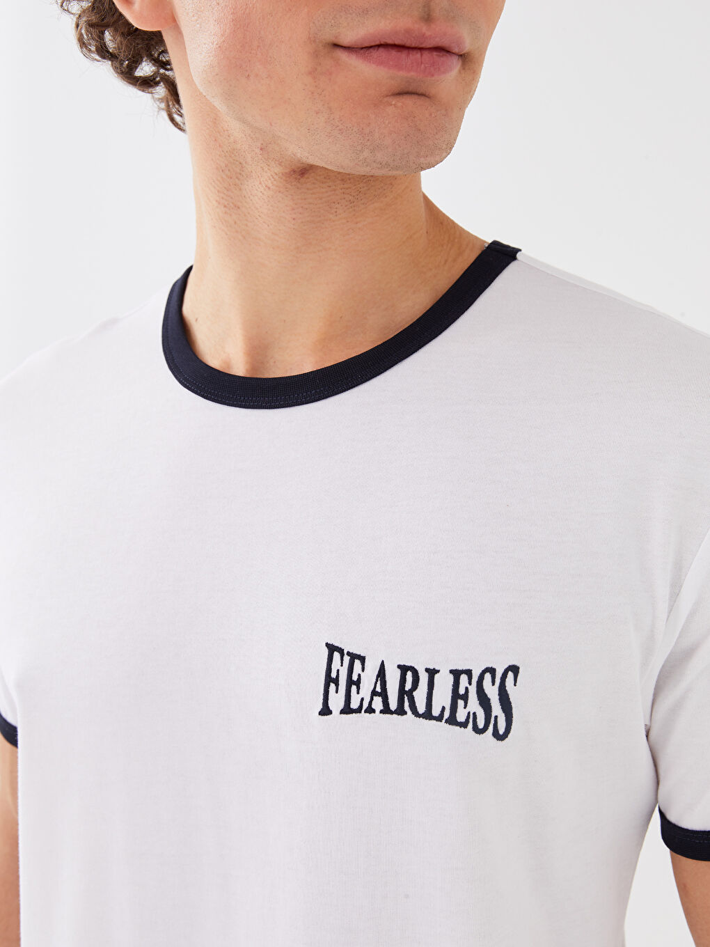 Beyaz Bisiklet Yaka Kısa Kollu Baskılı Penye Erkek Tişört-3