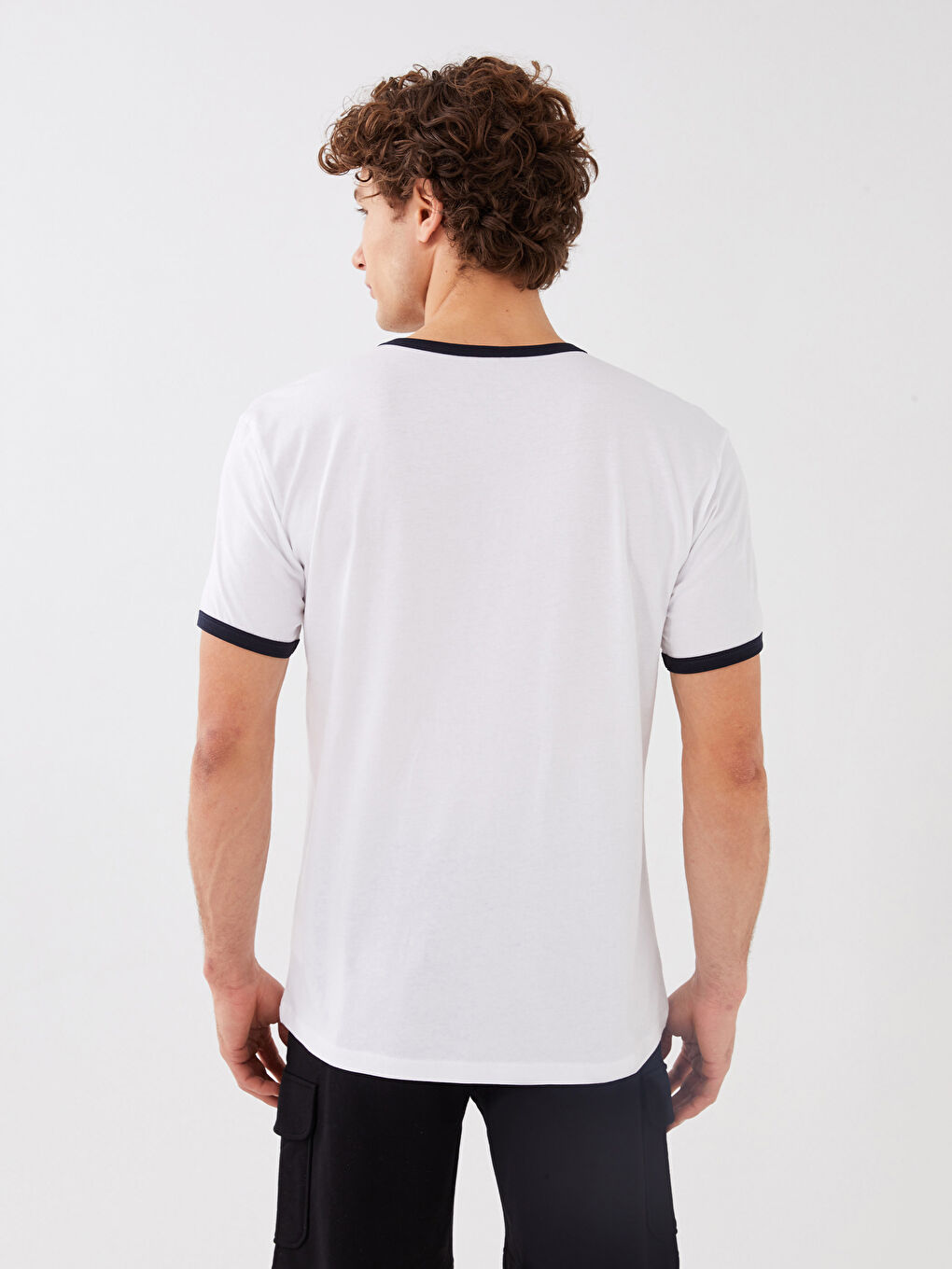 Beyaz Bisiklet Yaka Kısa Kollu Baskılı Penye Erkek Tişört-4