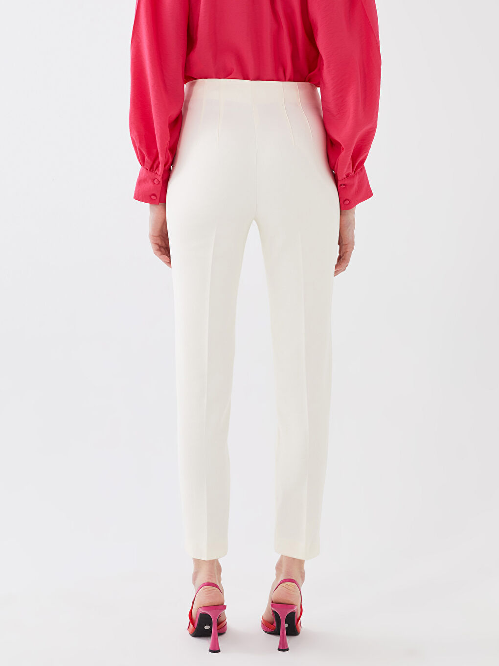 Ekru Kadın Standart Fit Düz Pantolon-4