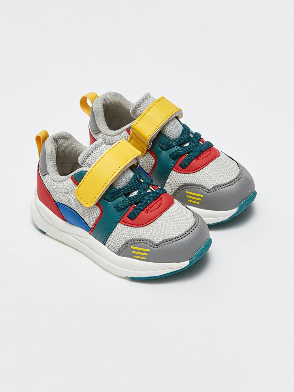 Mavi Renk Bloklu Cırt Cırtlı Erkek Bebek Spor Ayakkabı.