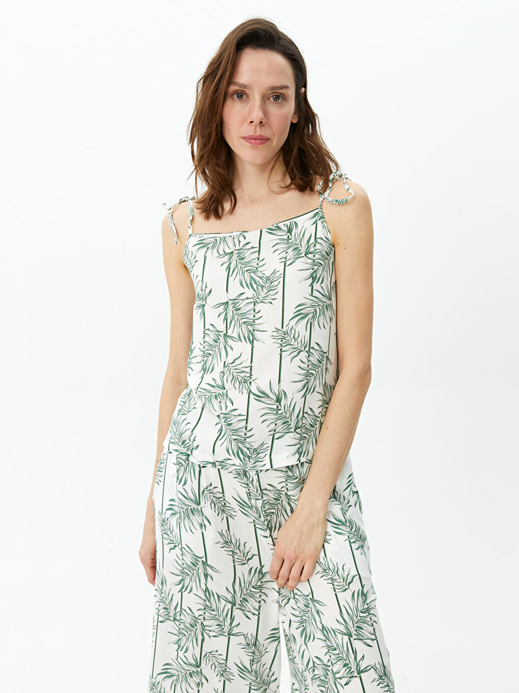 LCW DREAM Ekru U Yaka Desenli Kadın Kaprili Pijama Takımı - 1
