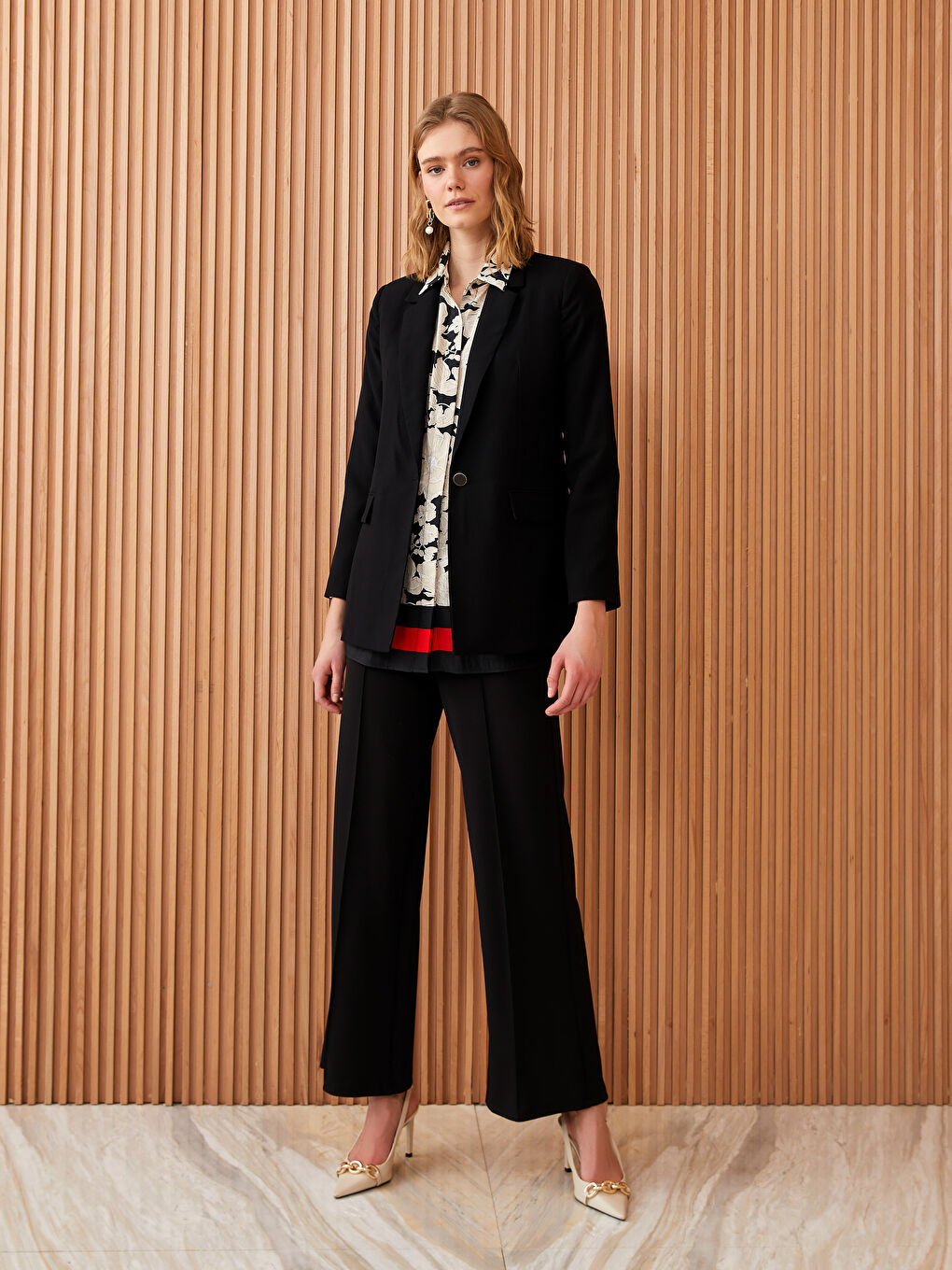 Siyah Düz Uzun Kollu Kadın Ceket-2