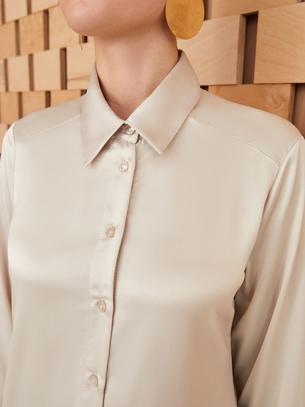 Bej Düz Uzun Kollu Saten Kadın Gömlek Tunik-3