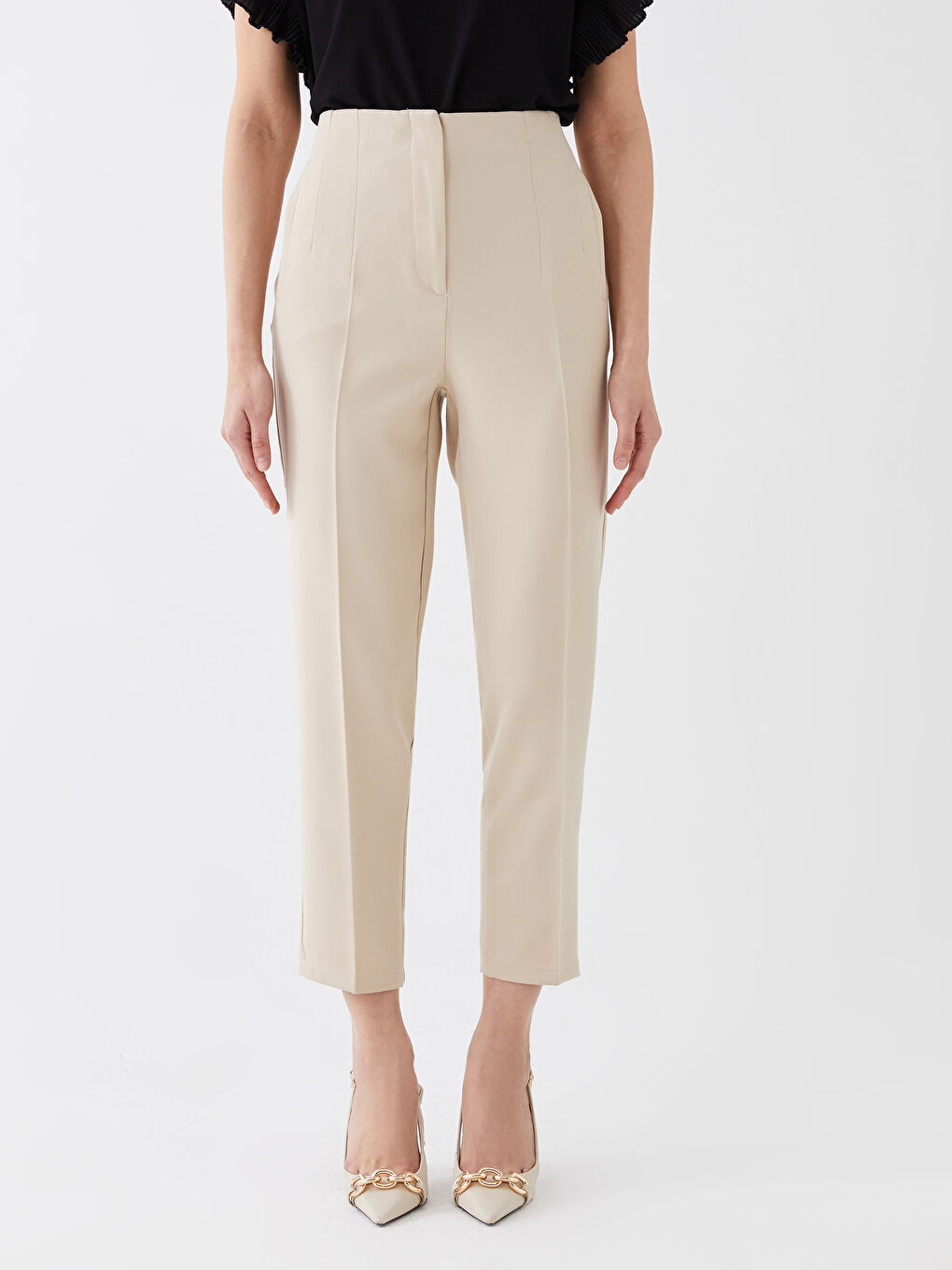 Bej Kadın Havuç Kesim Düz Pantolon-2