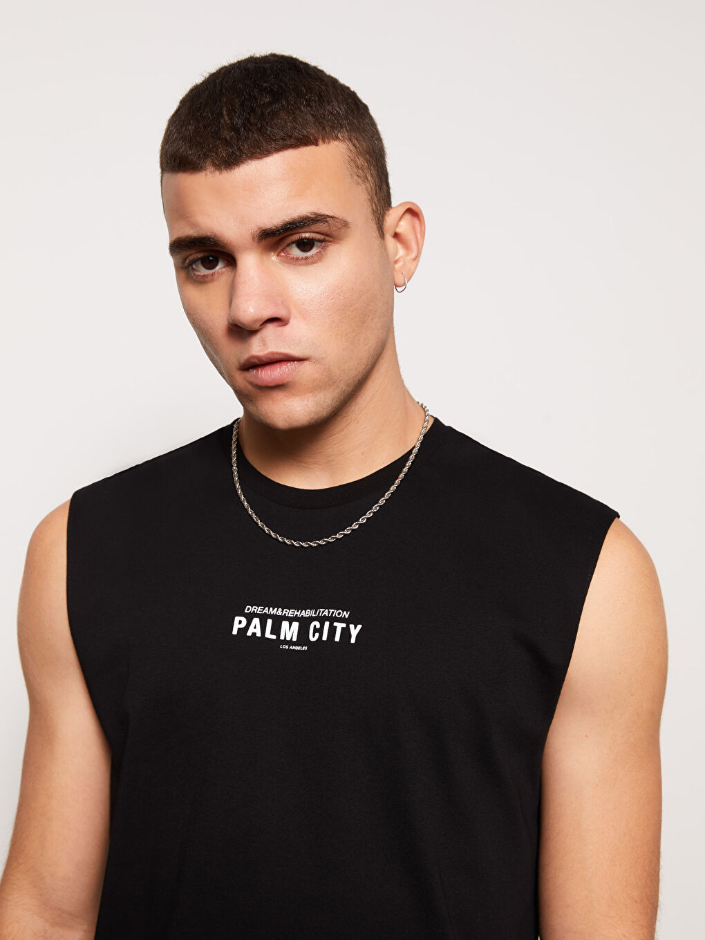 Siyah Bisiklet Yaka Baskılı Penye Erkek Kolsuz Tişört-2