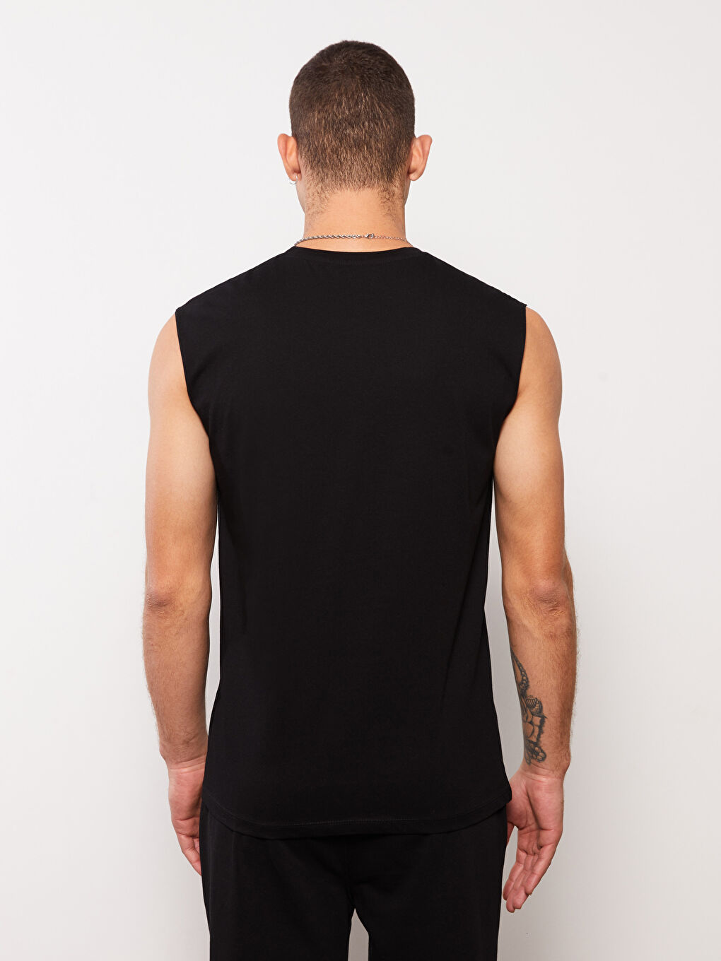 Siyah Bisiklet Yaka Baskılı Penye Erkek Kolsuz Tişört-4