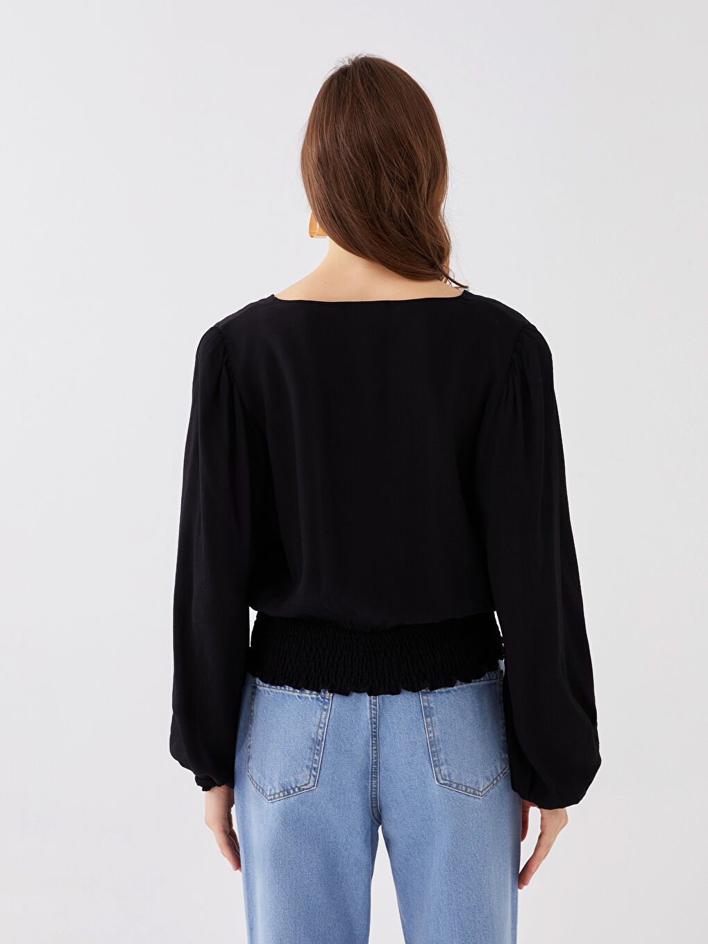Siyah V Yaka Düz Uzun Kollu Kadın Bluz-4
