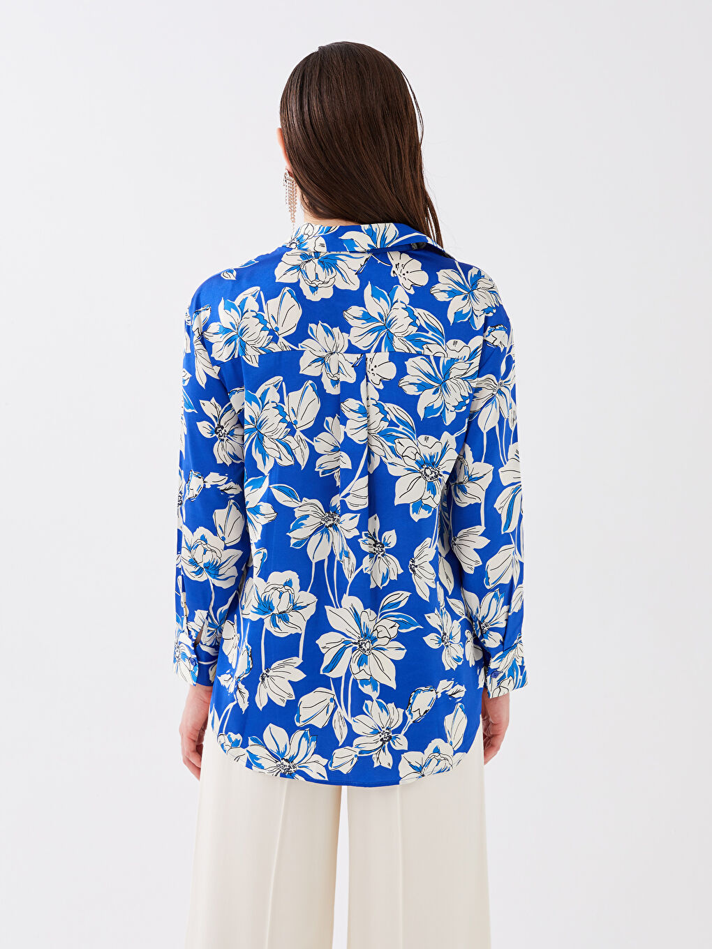 Chemise Oversize en Satin à Manches Longues et Motif Floral pour Femmes-4